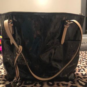 Black Micheal Kors Purse